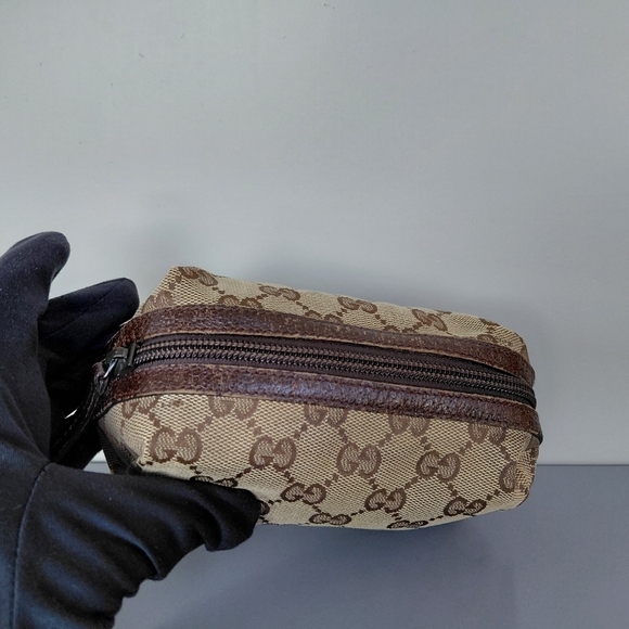 Gucci Tan and Brown Monogram Pouch - Picture 6 of 8